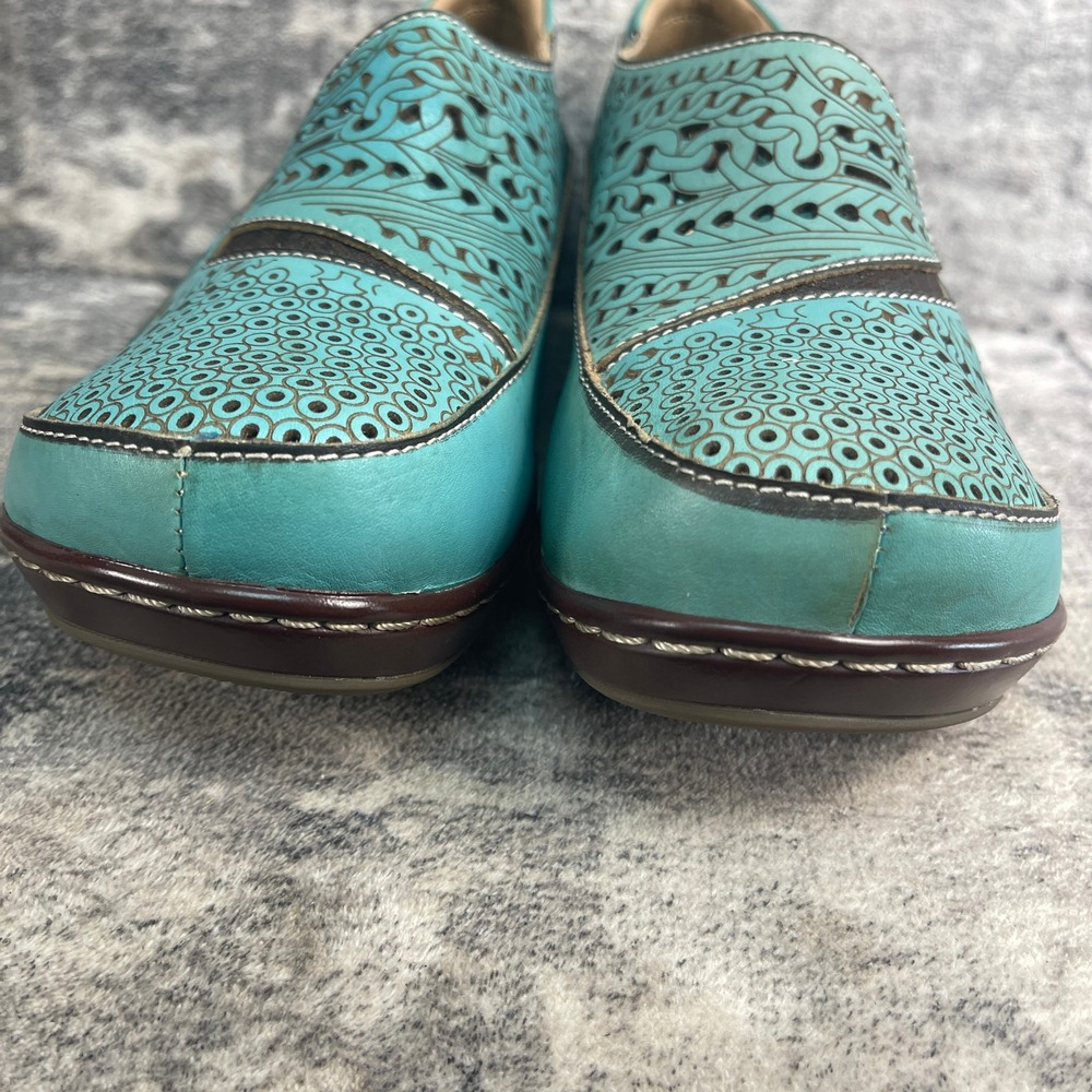 L'Artiste Spring Step Womens 41 Hanna Slip On Loafer Perforated Floral Turquoise - Picture 6 of 12